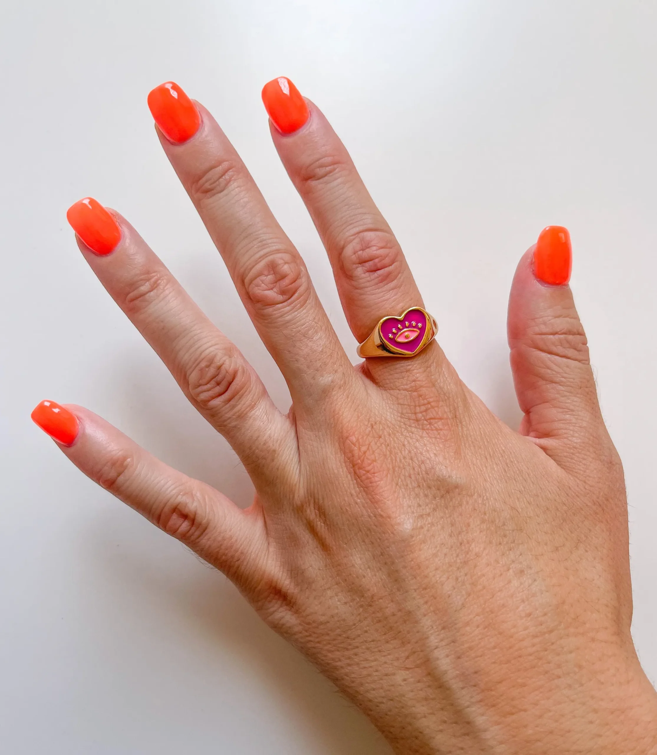Anillo corazón rosa dorado