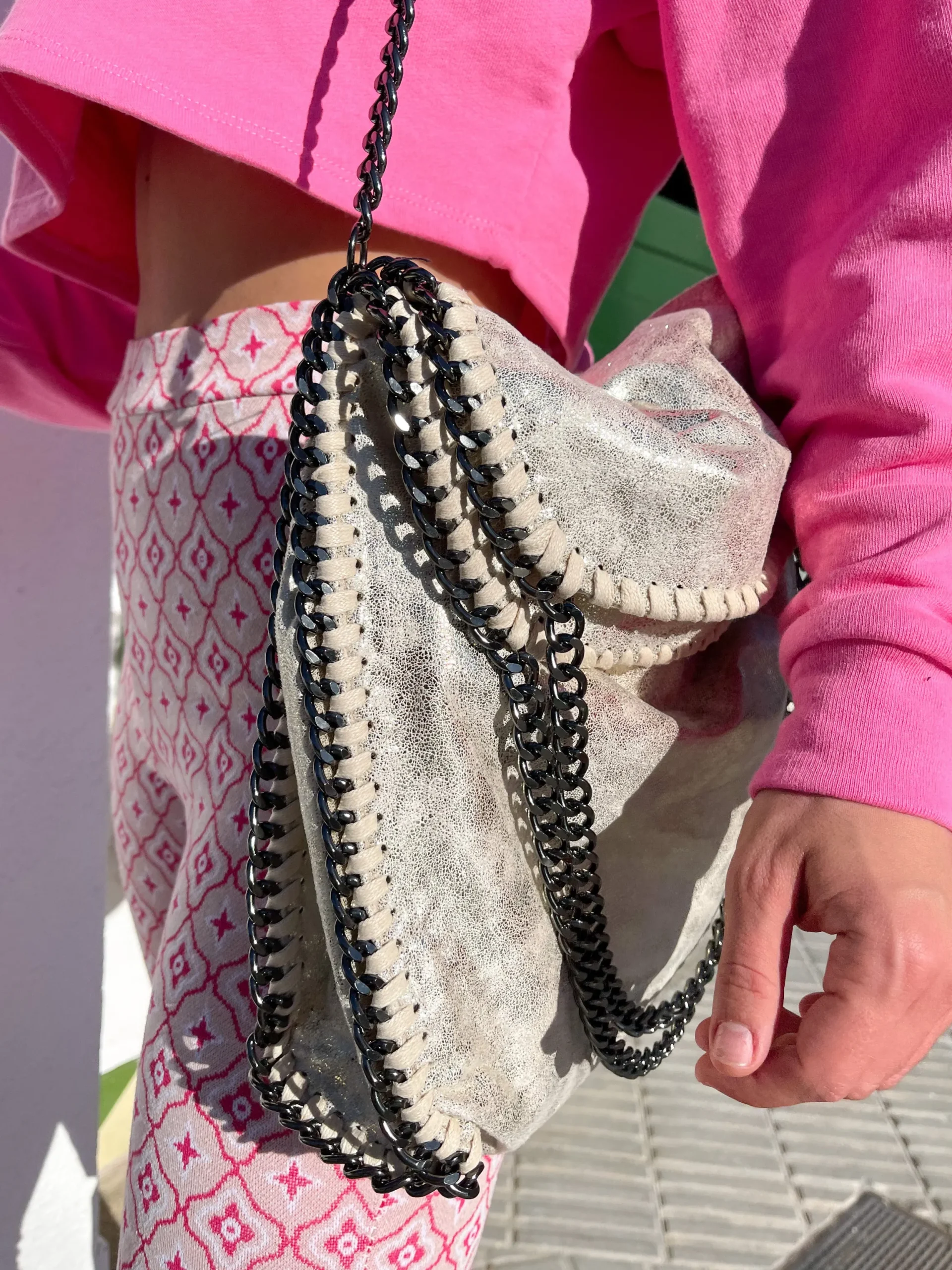 Bolso bag grande dorado