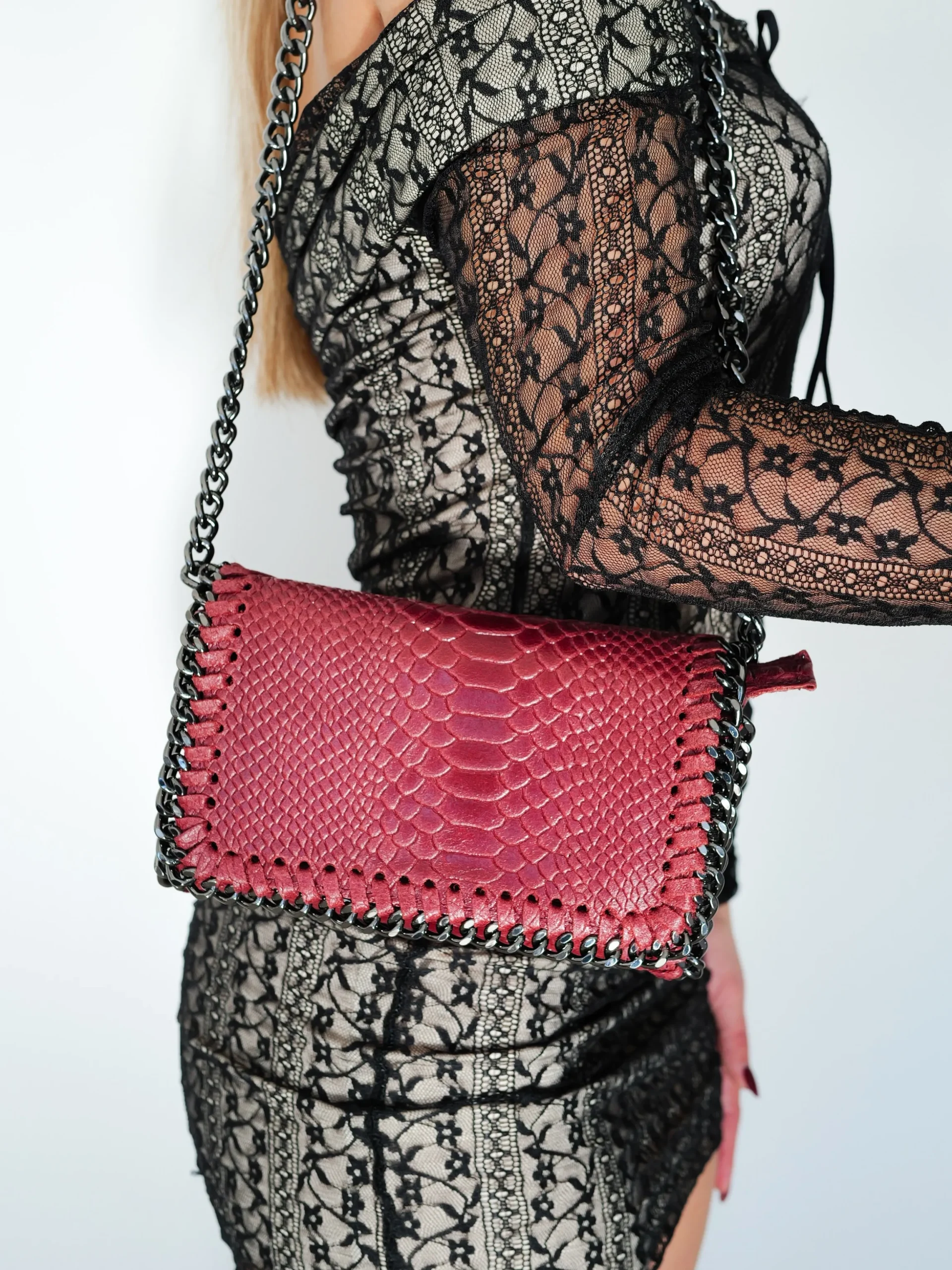 Bolso midi piel burdeos