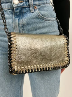 Bolso midi piel dorado