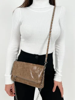 Bolso piel cadenas brillo marron