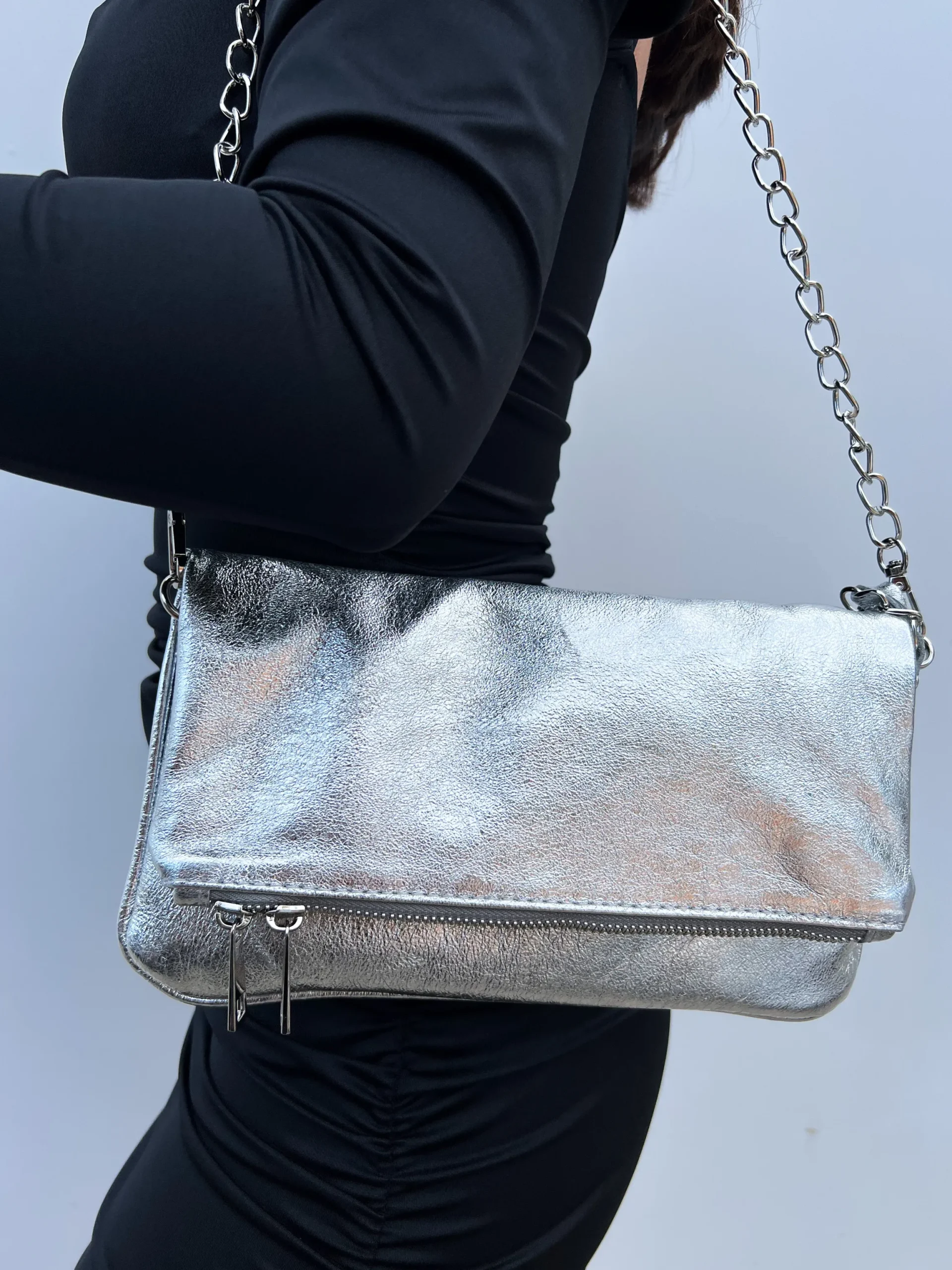 Bolso piel cadenas plata