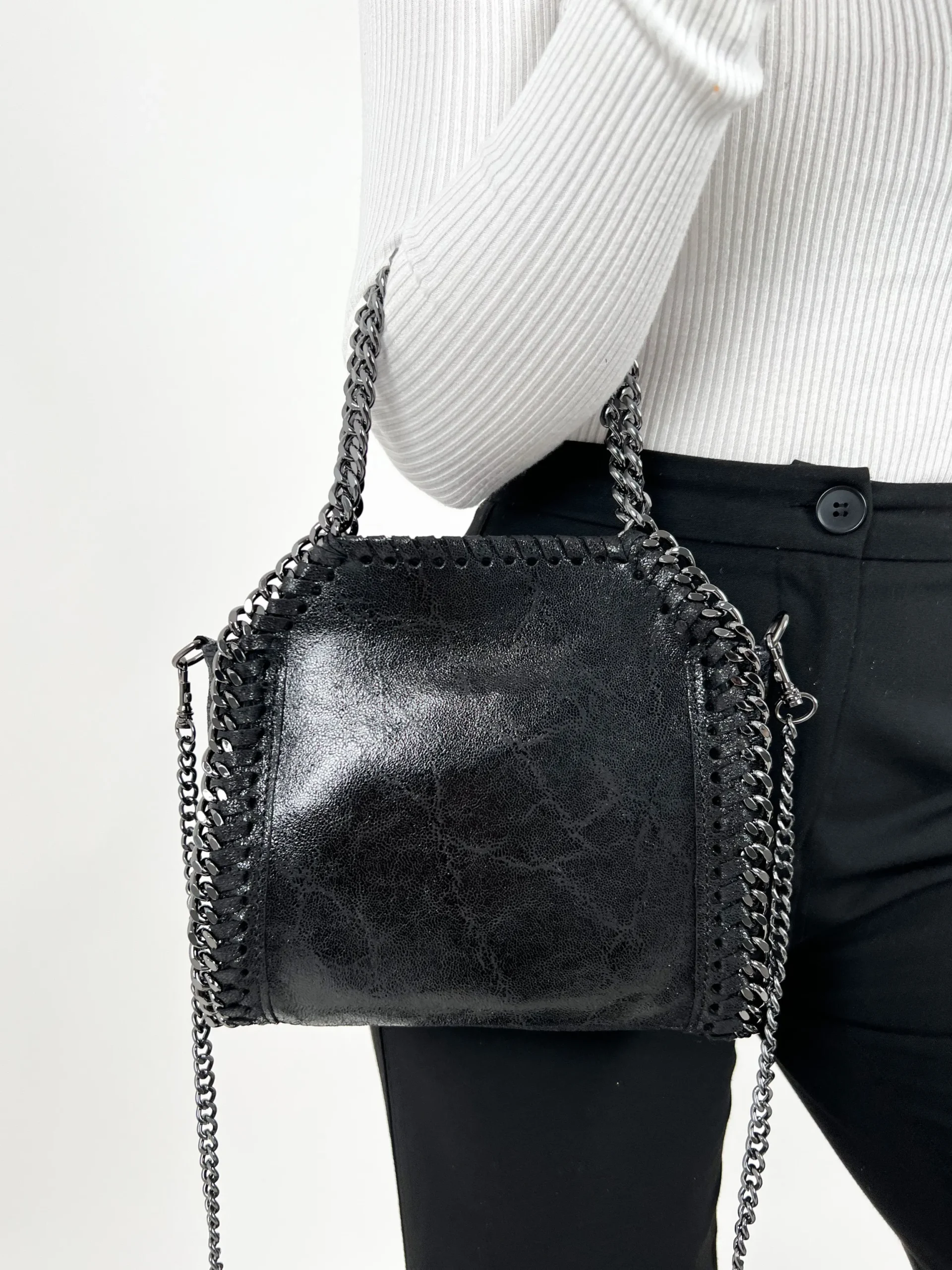 Bolso pocket bag brillo negro