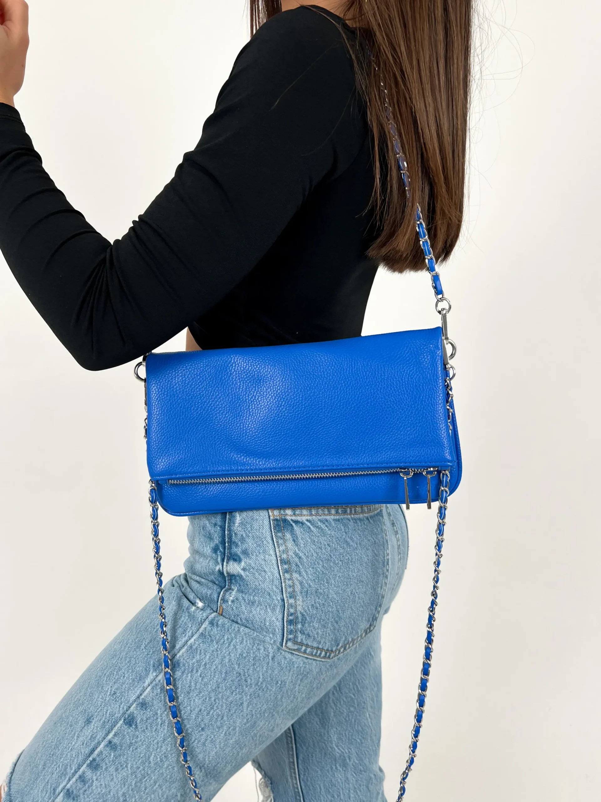 Bolso vegano cadenas azul