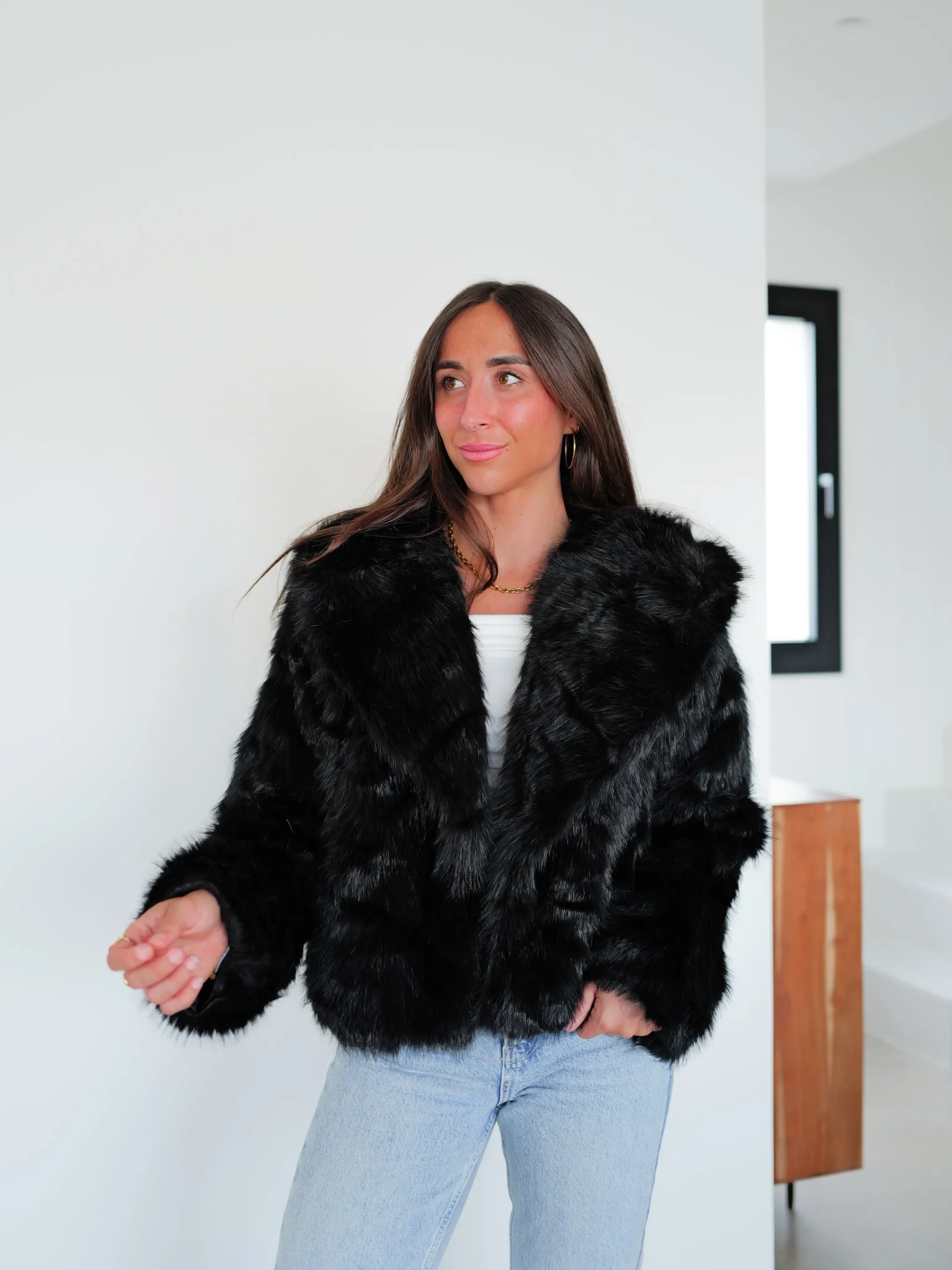 Chaqueta pelo solapa negra