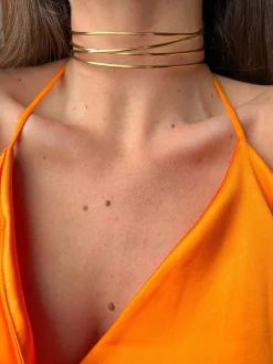 Choker dorado triple