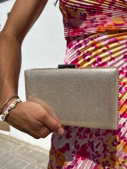 Clutch brillos dorado efecto