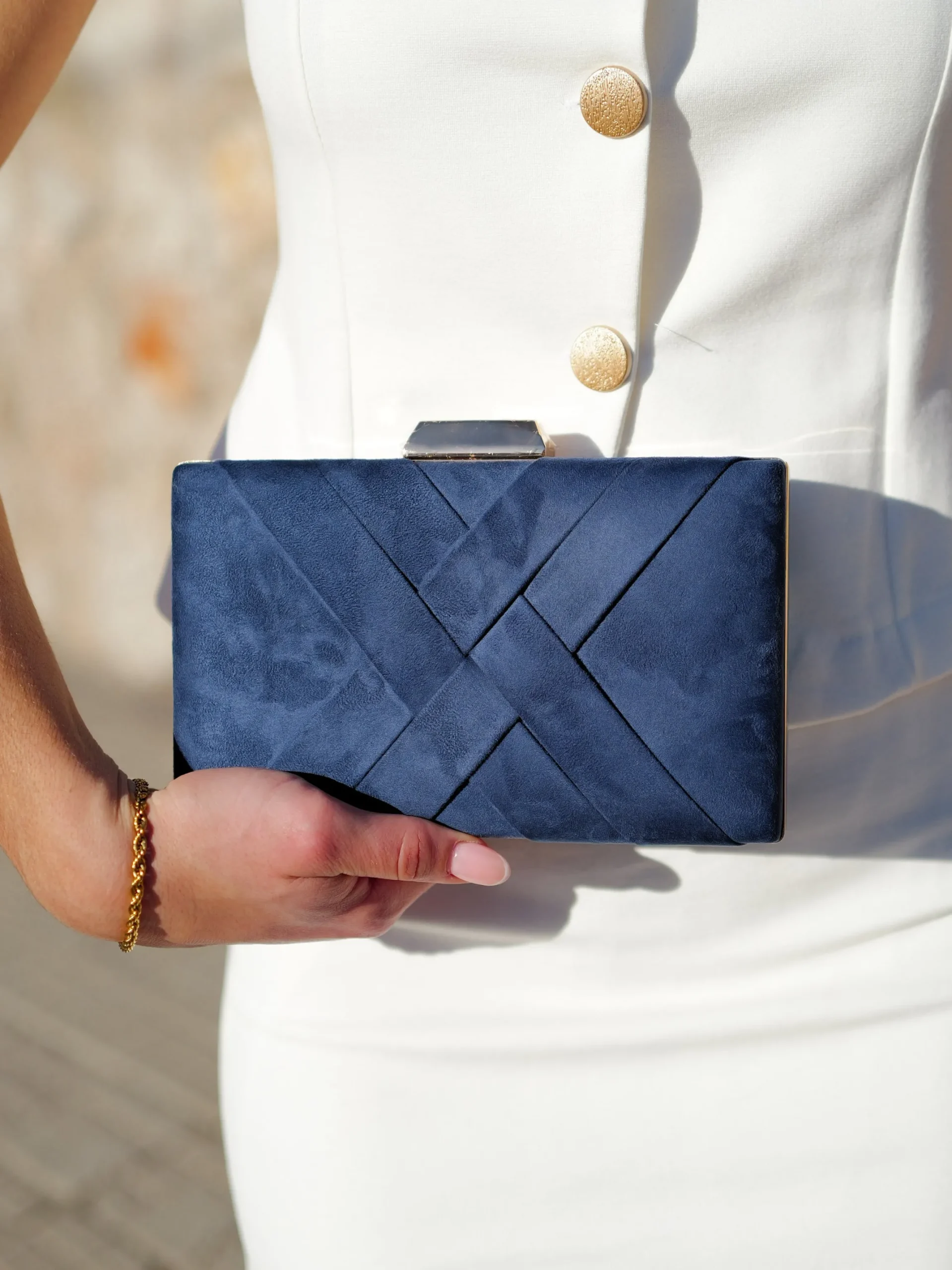 Clutch trenzado marino