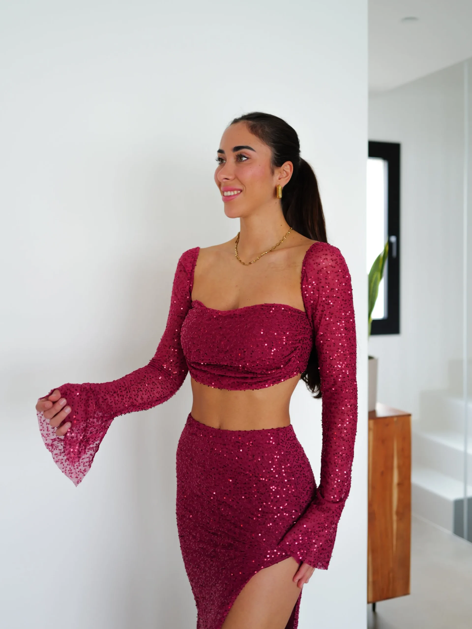 Conjunto glitter midi burdeos
