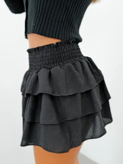 Falda mini nido volantes negro