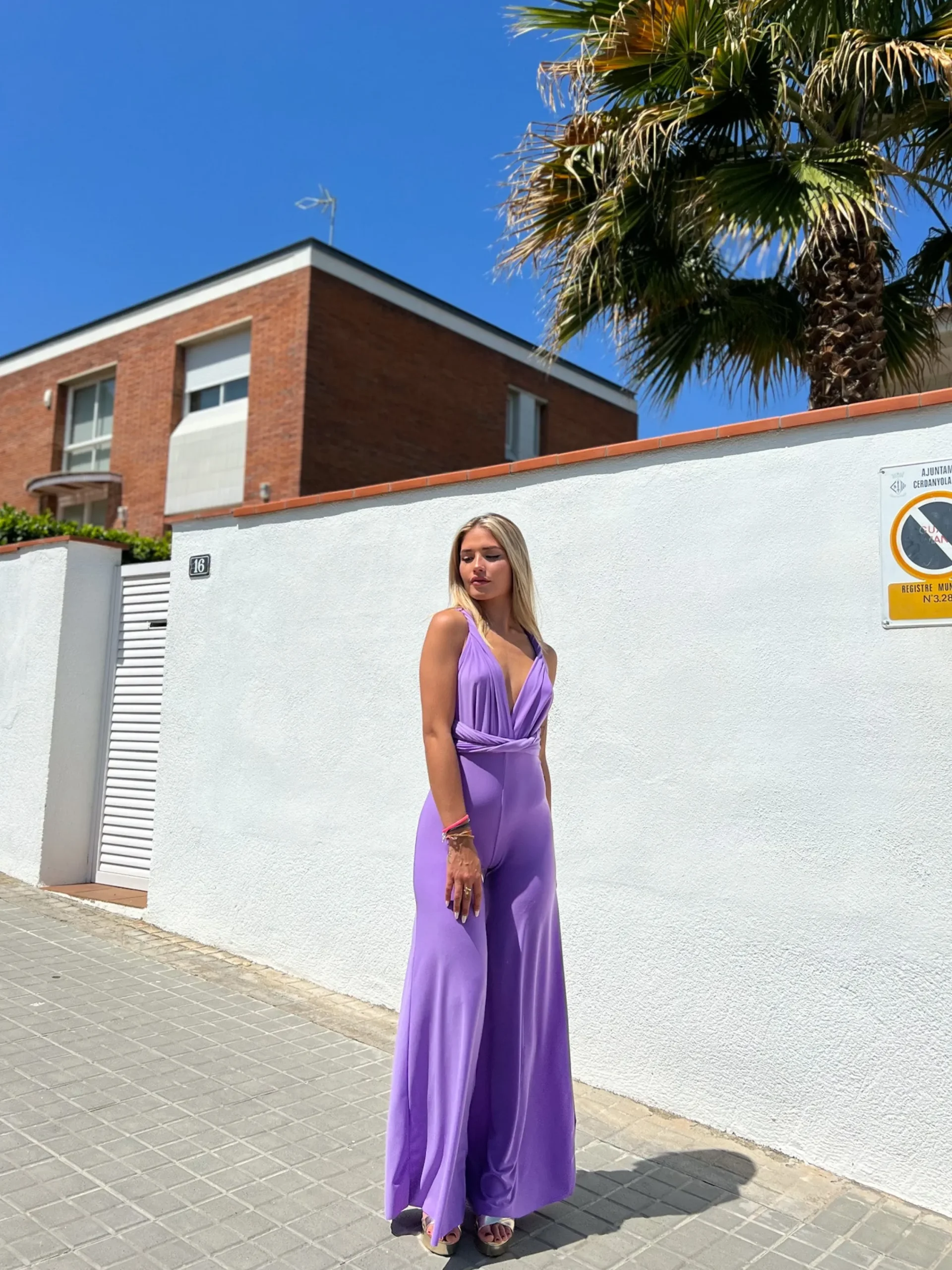 Mono multi morado