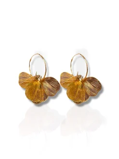 Pendientes de aros con flores dorados