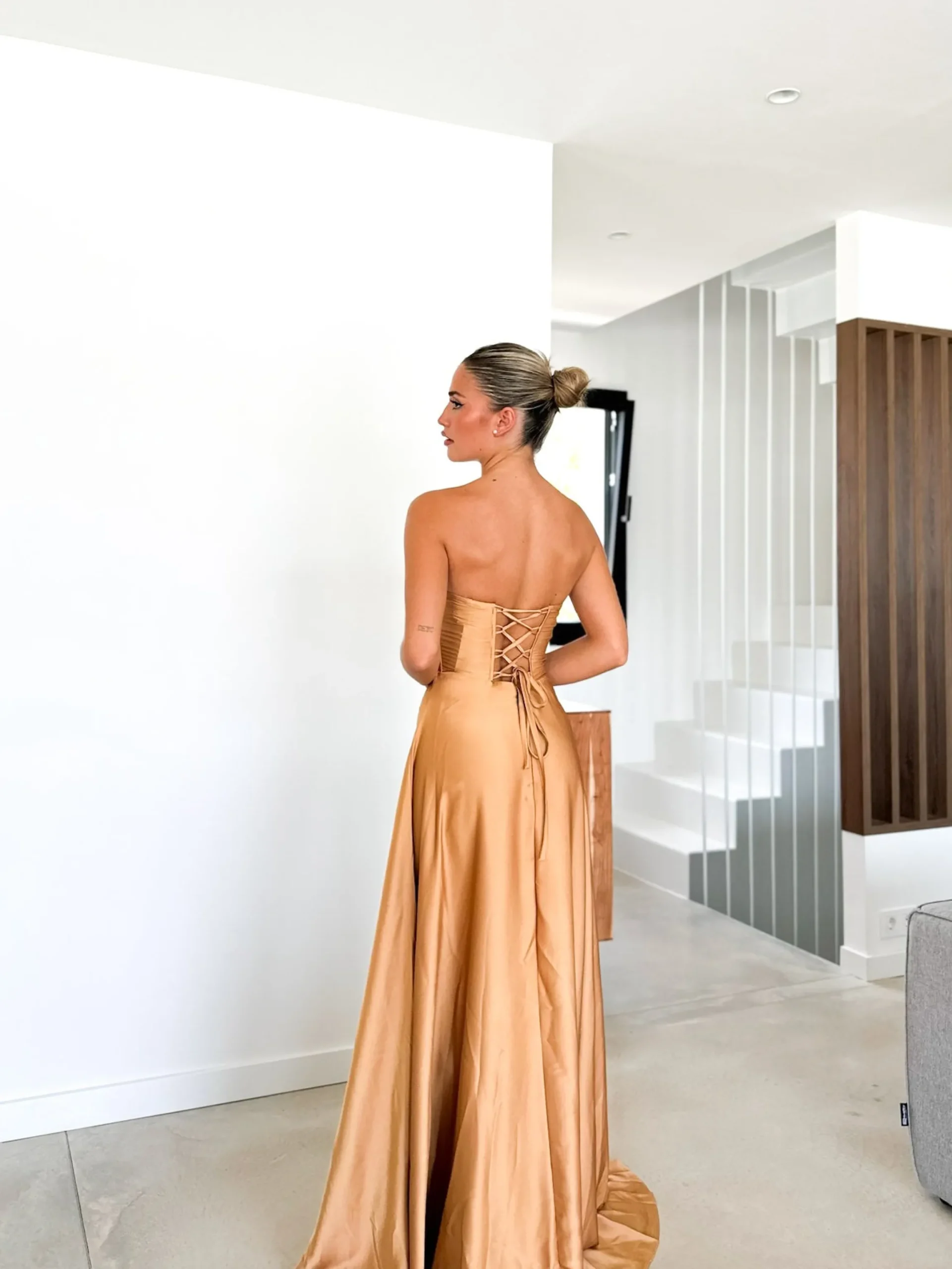 Vestido corse palabra dorado