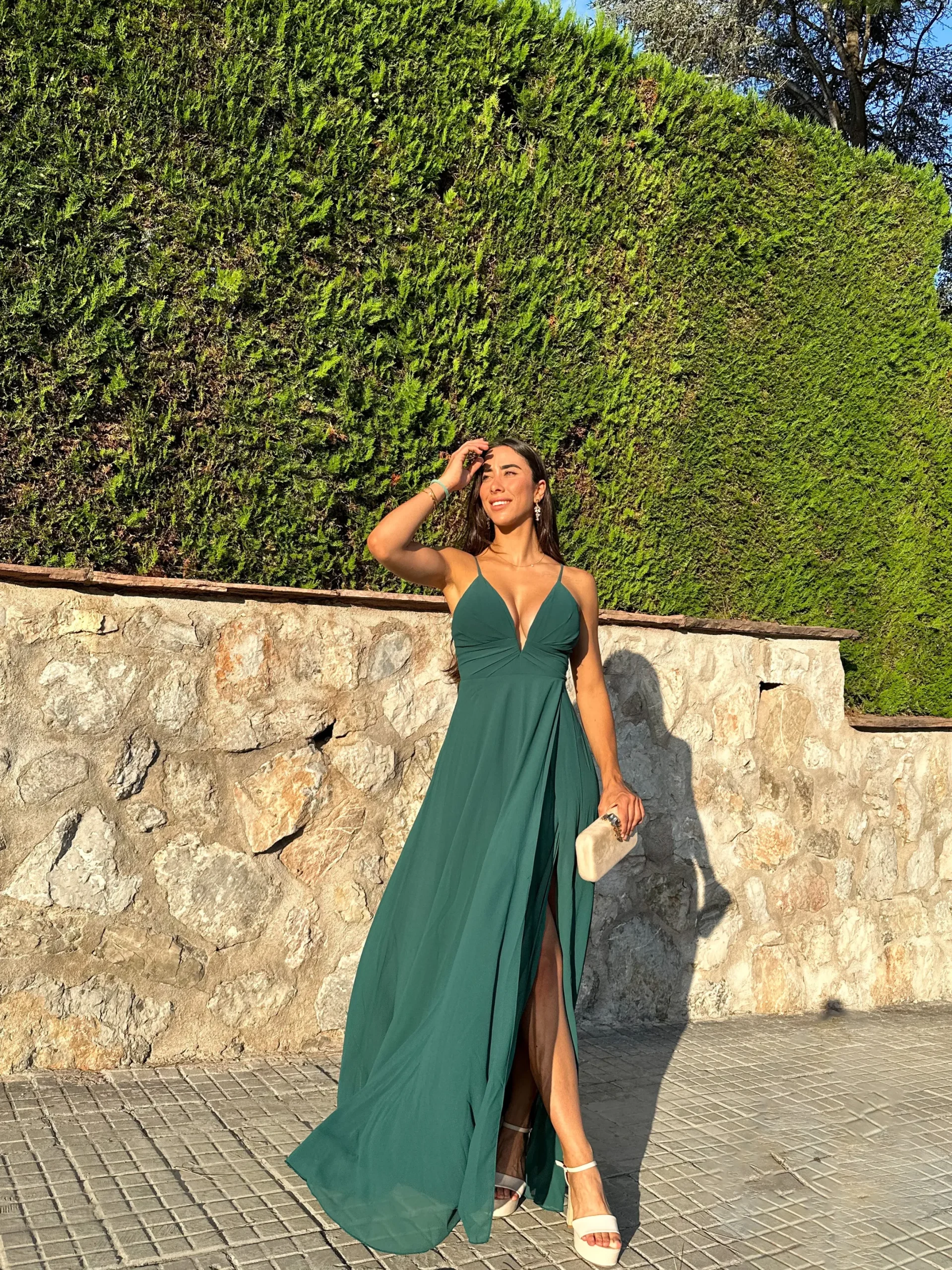 Vestido crepe pico botella