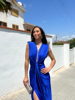Vestido escote lazo azul
