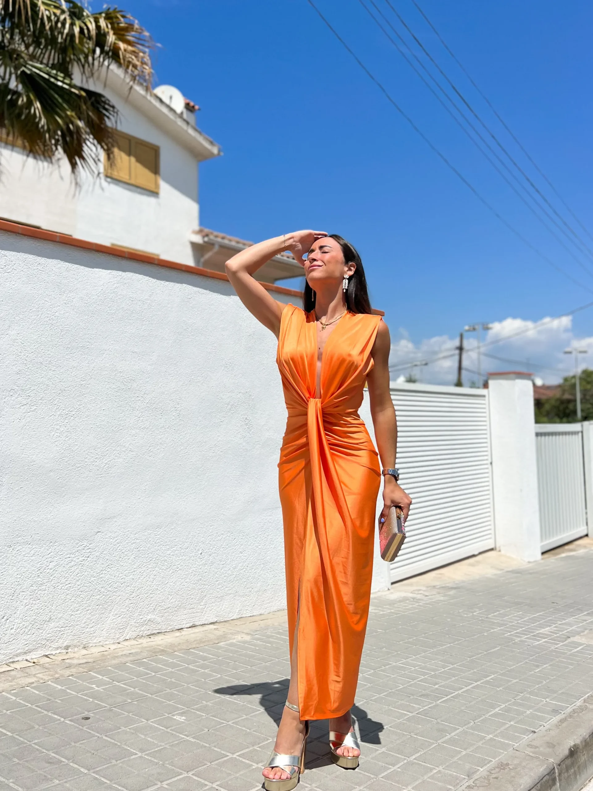 Vestido escote lazo naranja