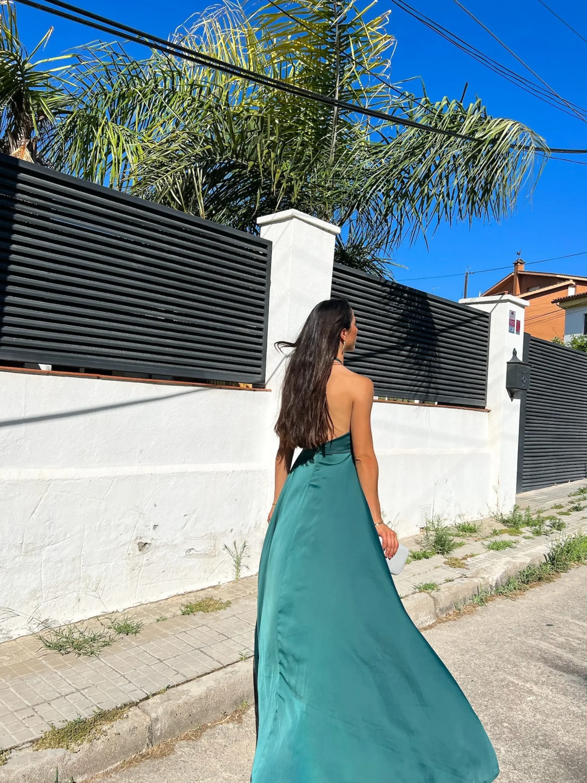 Vestido halter raso botella