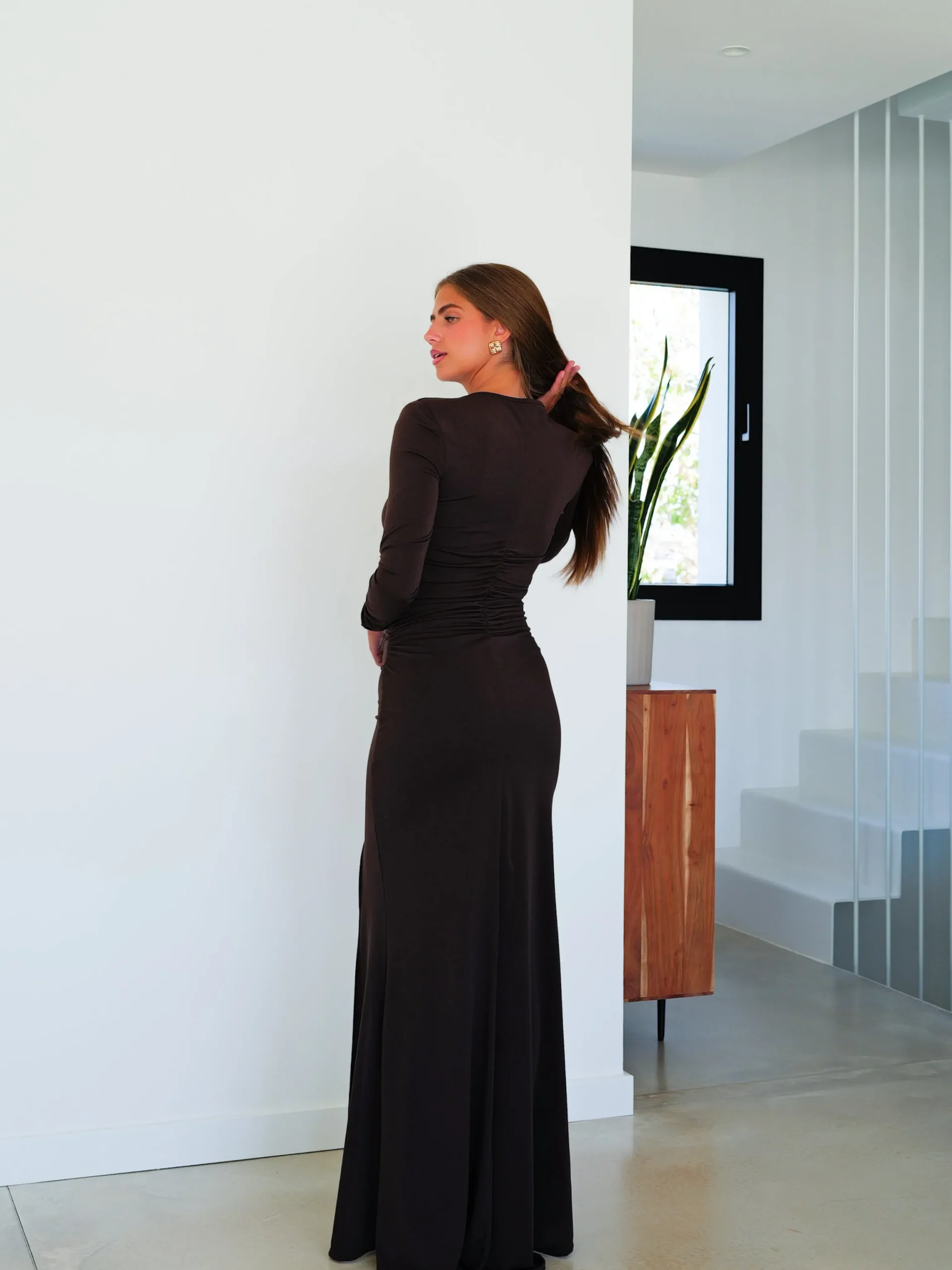 Vestido largo escote cuadrado chocolate