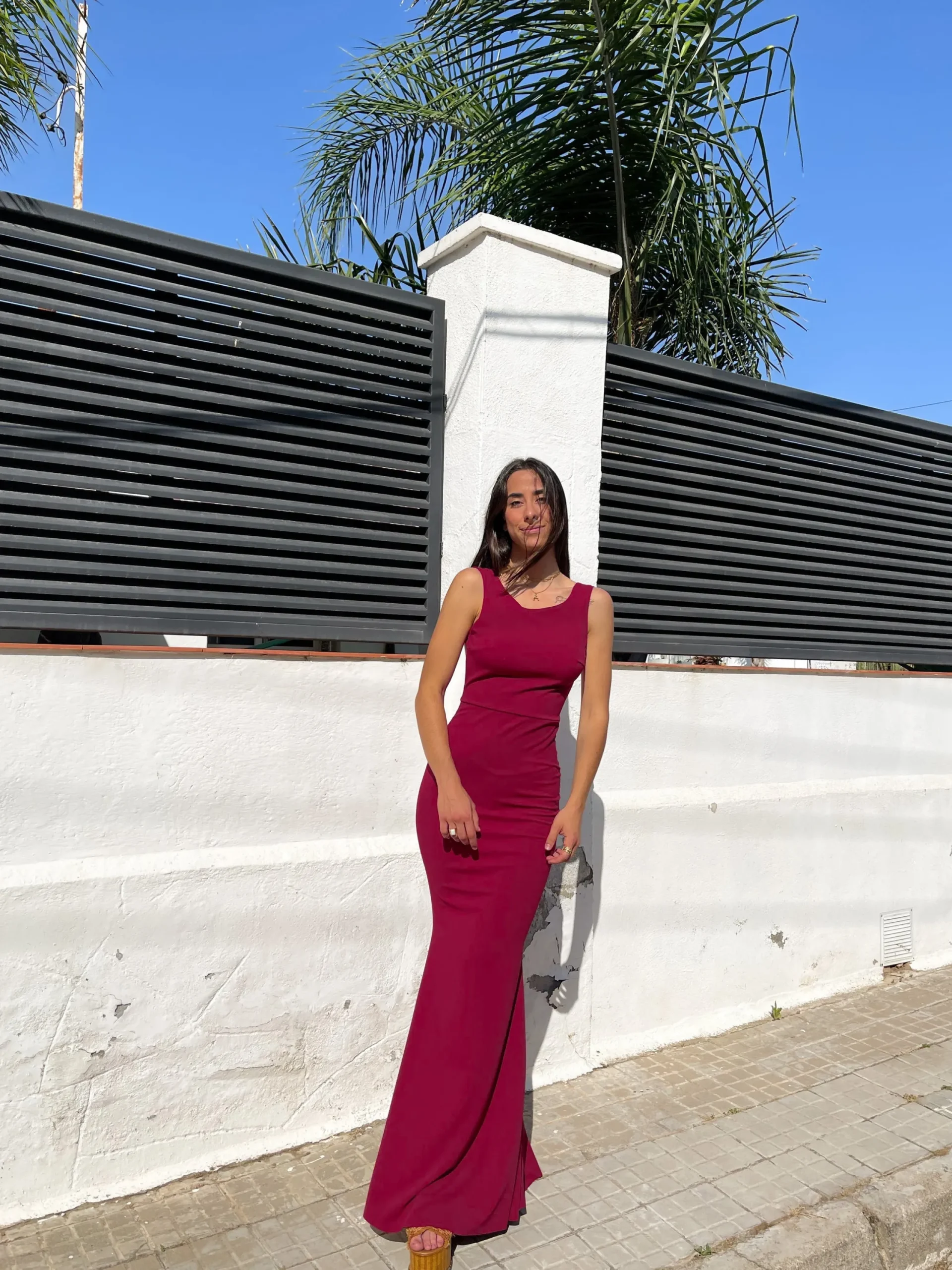 Vestido largo sirena burdeos
