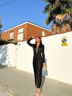 Vestido manga nudo negro