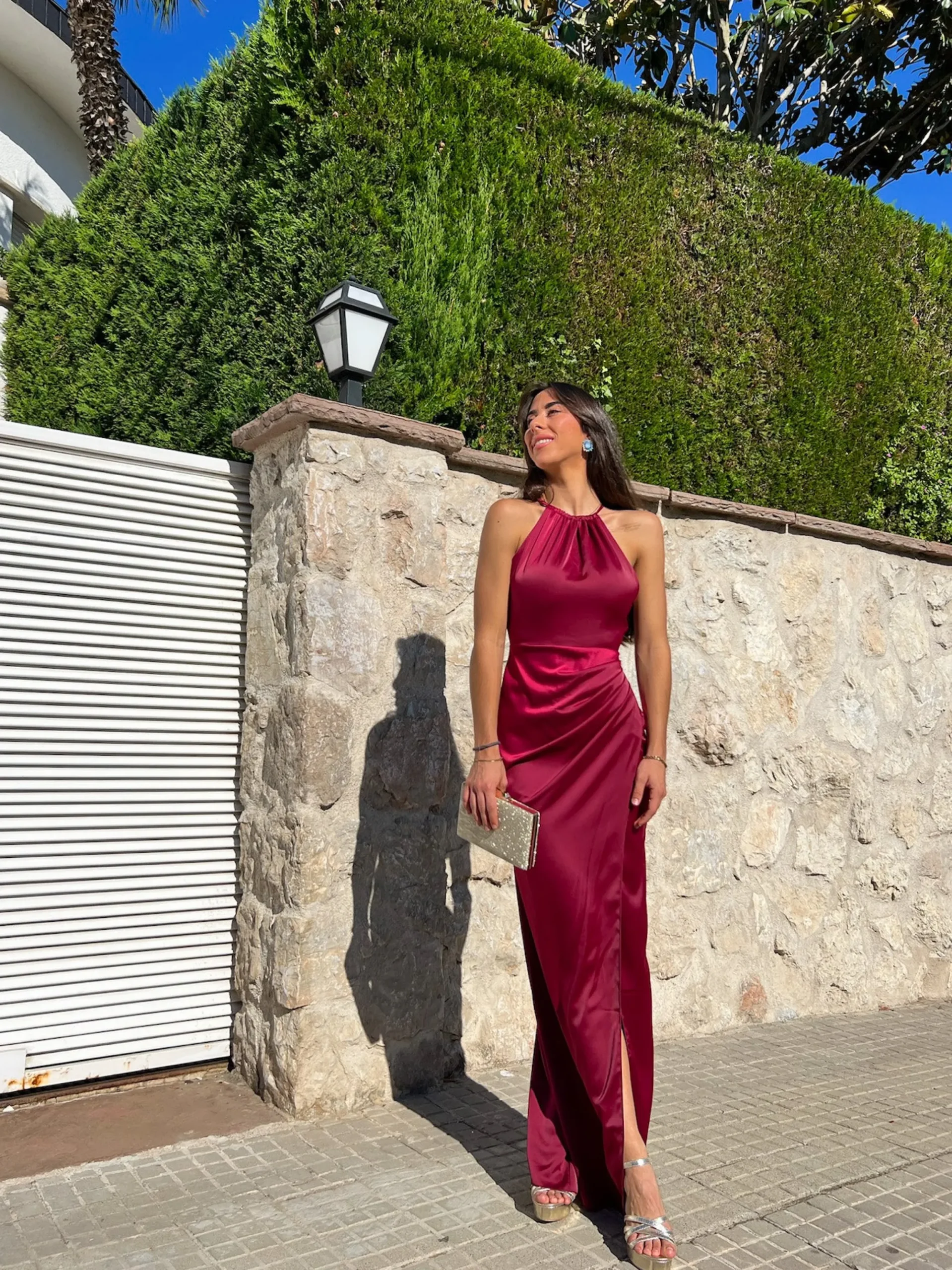 Vestido tubo halter burdeos