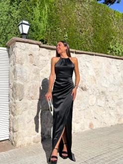 Vestido tubo halter negro