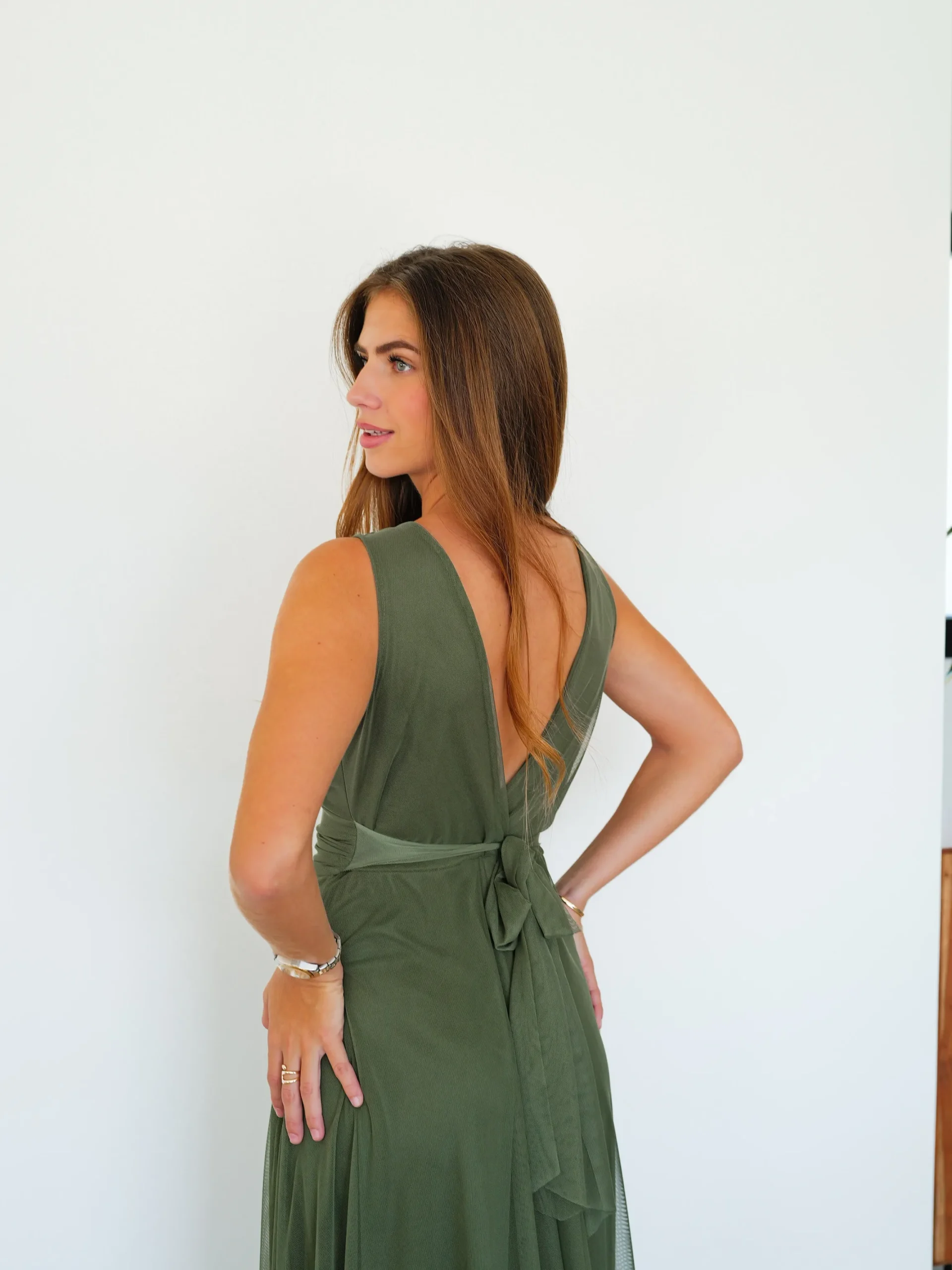Vestido tulle pico caqui