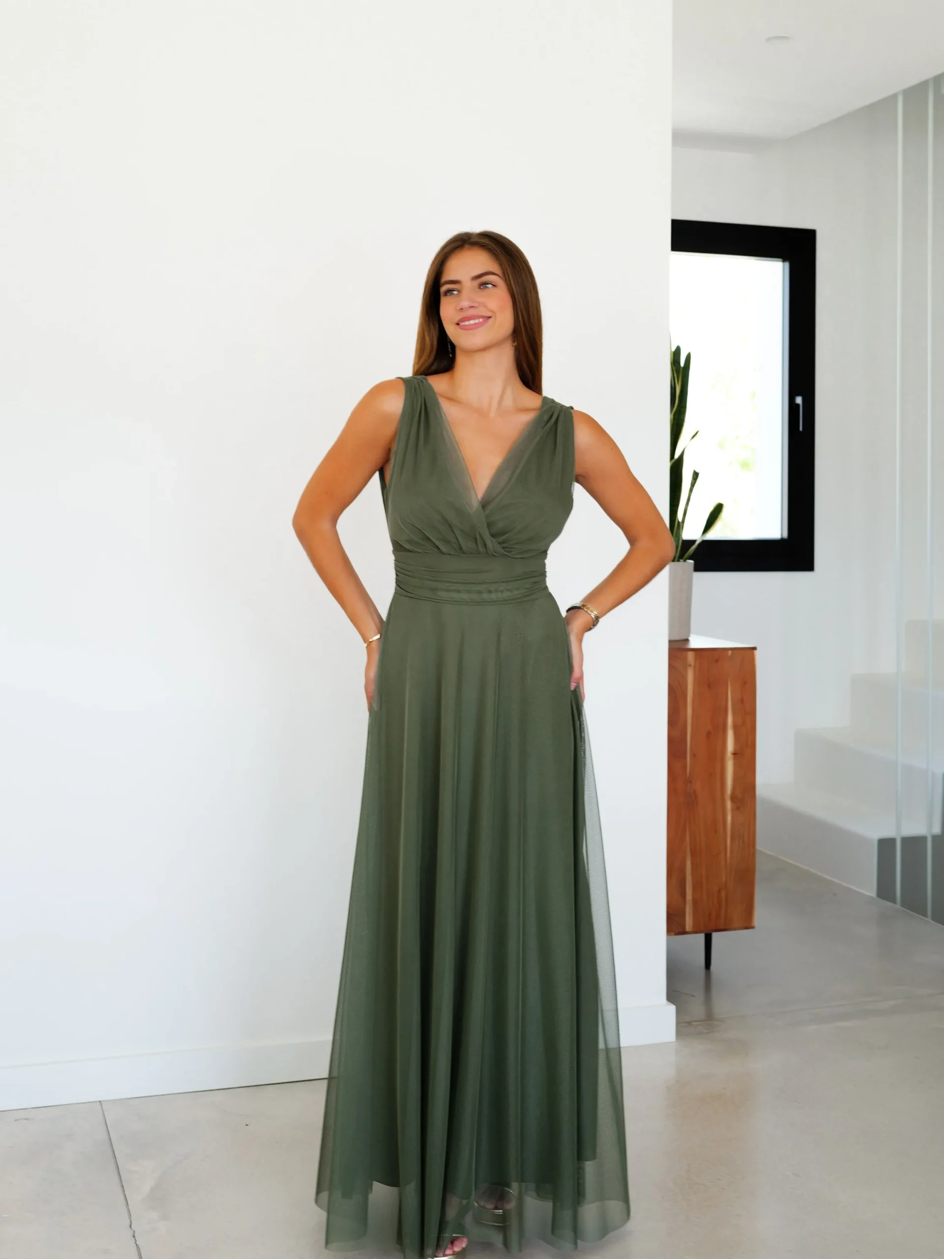 Vestido tulle pico caqui