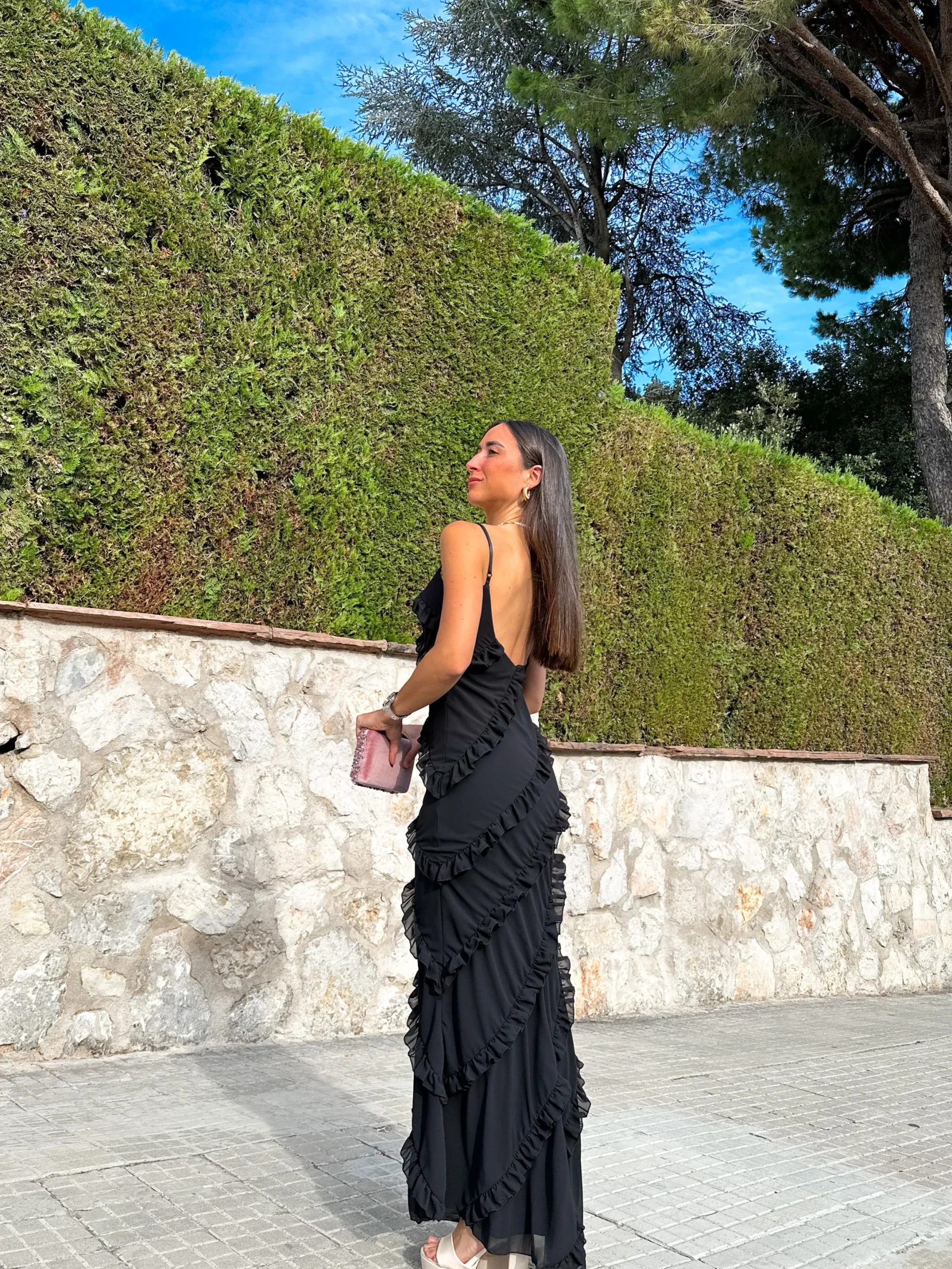 Vestido volantes crepe negro