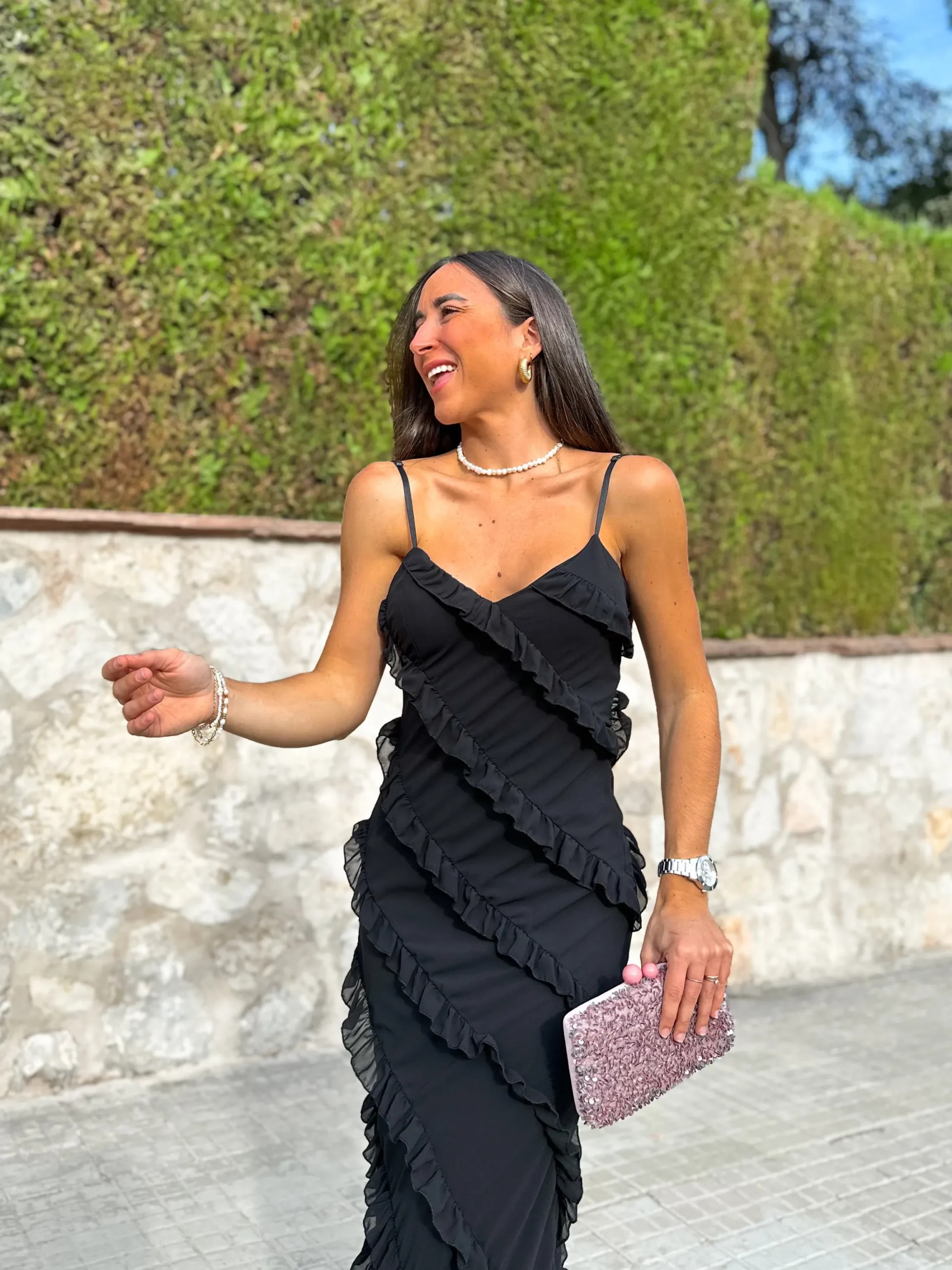 Vestido volantes crepe negro